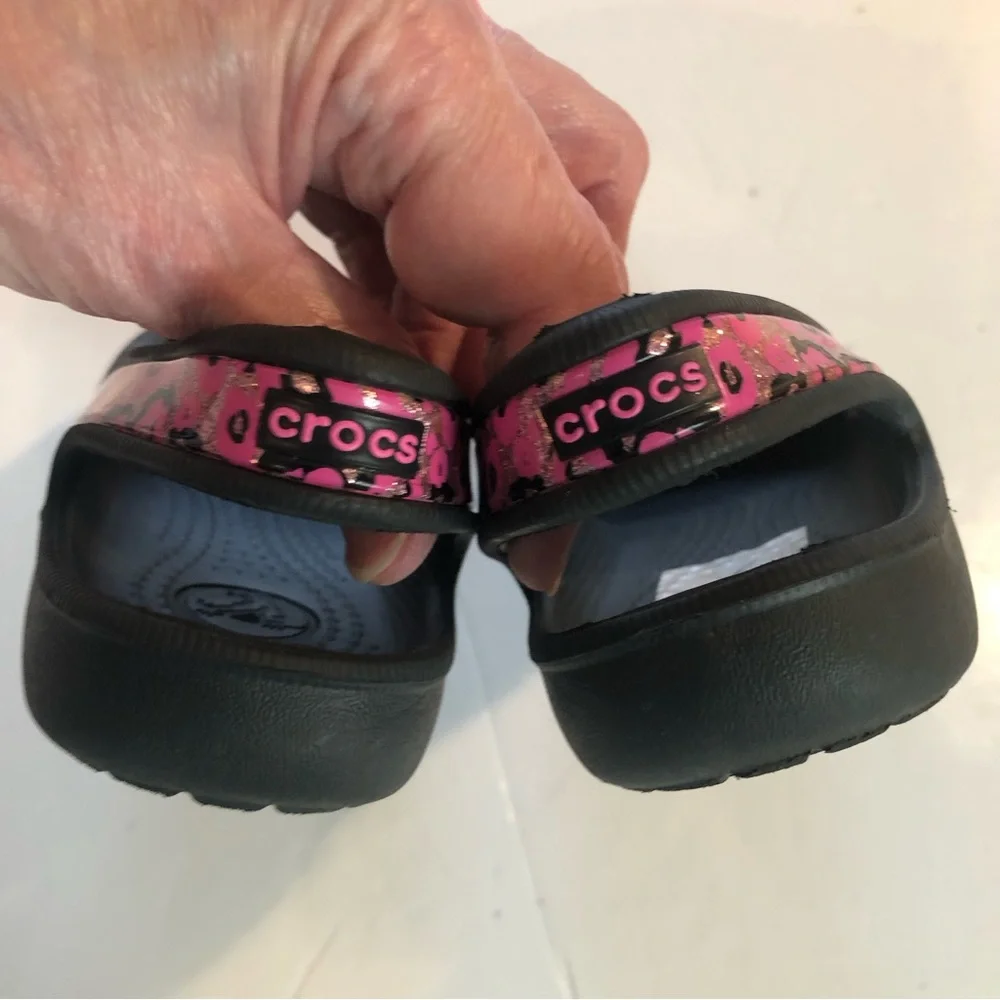 CROCS Sz 3 Black with Pink Decoration Sling Back SHOES